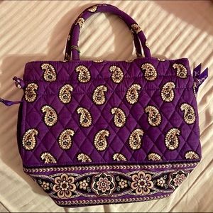 Vera Bradley, Emma Satchel / Bag in Simply Violet